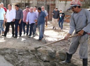 Ao lado do governador Belivaldo Chagas, presidente da Alese visita obras em Itabaiana