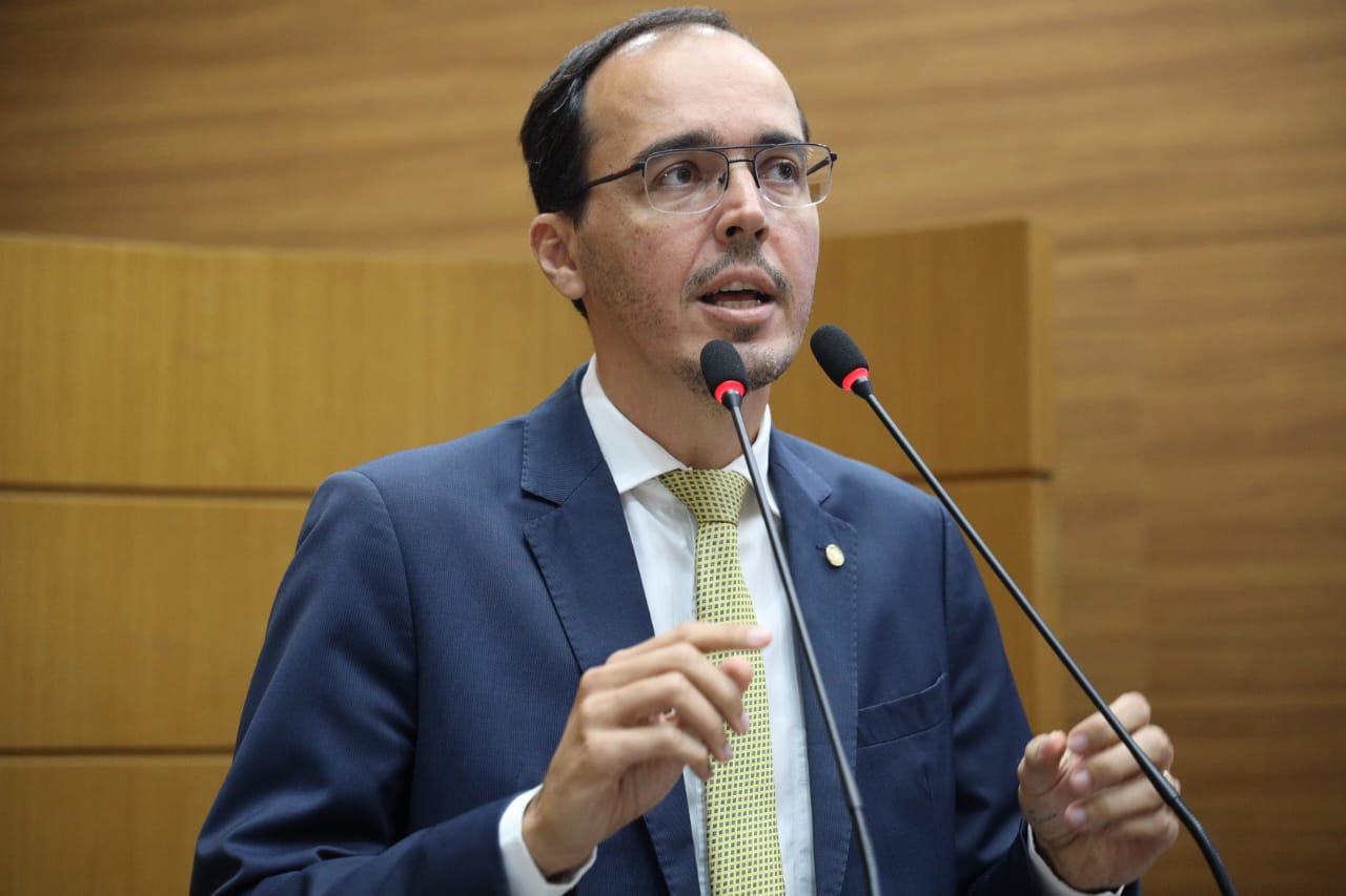 Deputado solicita prestação de contas do Governo na área da Assistência Social