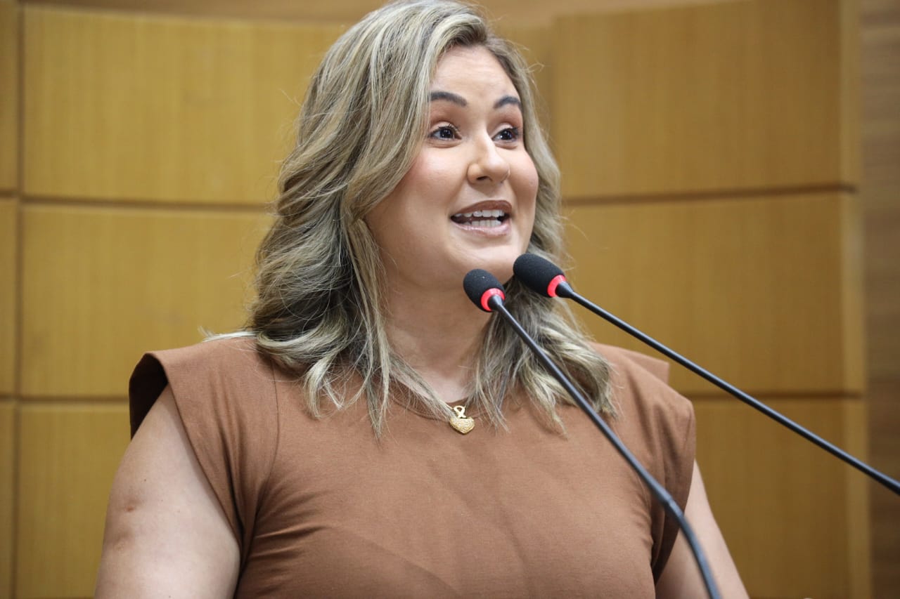 Kitty Lima destaca participação de estudantes no Parlamento Juvenil do Mercosul