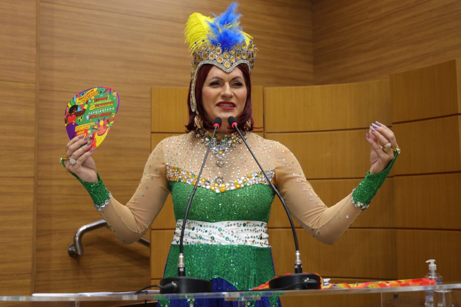 Linda Brasil destaca campanha contra o assédio no Carnaval