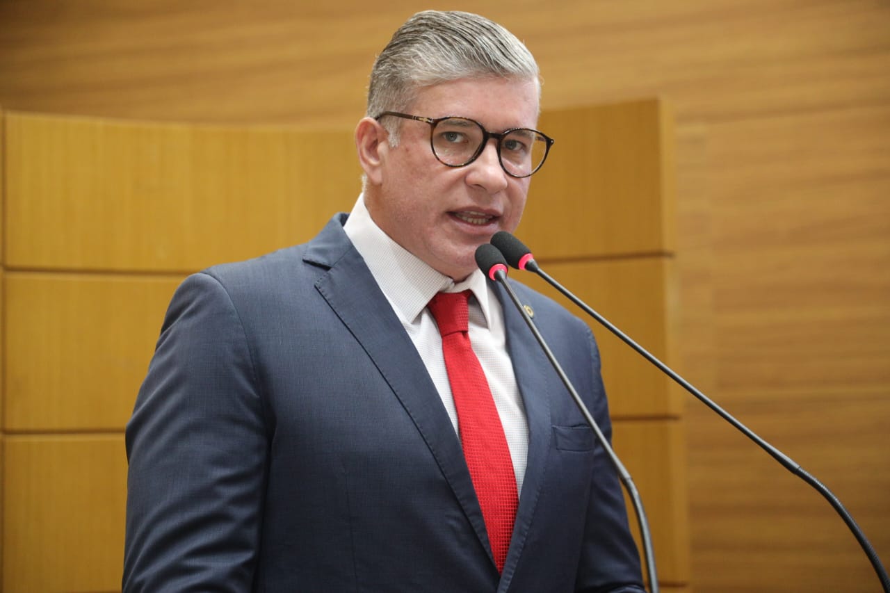 Cristiano Cavalcante parabeniza OAB/SE pelos 90 anos de história