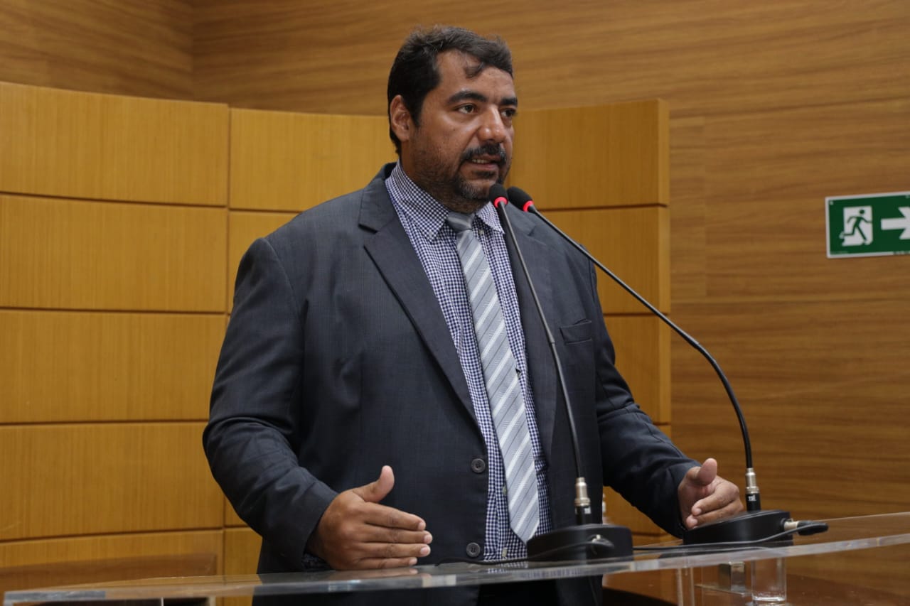 Deputado faz apelo à Prefeitura de Aracaju pela não remoção Food Trucks na Orla de Atalaia