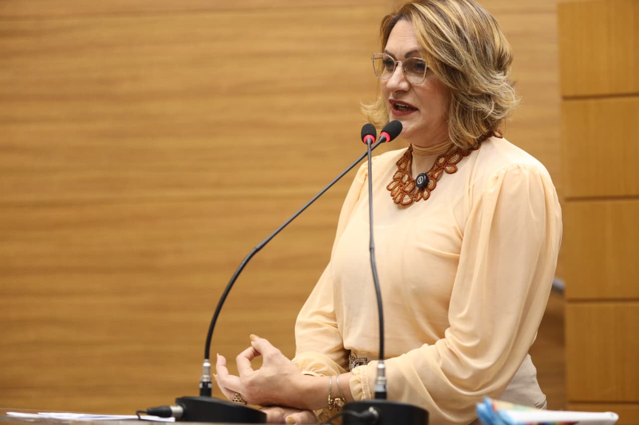 Linda Brasil aborda falta de água e o impacto na educação em Nossa Senhora da Glória