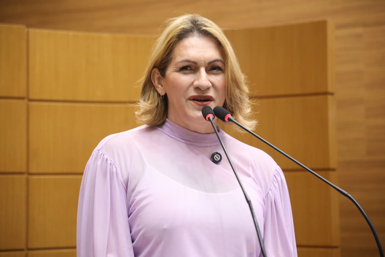 Linda Brasil destaca nota 6 do PPGED/UFS