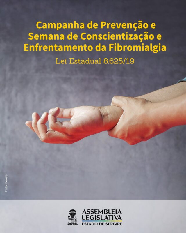 🗓💜 Durante o mês de maio, Sergipe abraça a Campanha “Maio sem Dor”, voltada à prevenção e conscientização sobre a fibromialgia. A iniciativa inclui a Semana Estadual de Conscientização, marcada pelo dia 12 de maio, instituída pela Lei nº 8.625/2019, de autoria da deputada Kitty Lima.

📝 A campanha é reforçada por outras legislações, como a Lei nº 8.750/2020, do ex-deputado Capitão Samuel, que obriga a inclusão do símbolo da fibromialgia em placas de atendimento prioritário, e mais recente, a Lei nº 9.261/2023, de iniciativa do deputado Cristiano Cavalcante, que cria a Carteira de Identificação da Pessoa com Fibromialgia (CIPFIBRO).

⚖️ As medidas visam dar visibilidade, garantir direitos e melhorar a qualidade de vida das pessoas que convivem com a fibromialgia em Sergipe.

#Fibromialgia #MaioSemDor #ConscientizaçãoFibromialgia #Sergipe

Siga a Assembleia Legislativa nas redes sociais
Facebook: @‌assembleiase
Instagram: @‌assembleiasergipe
X: @‌assembleiase

#ParaTodosVerem: Trata-se de um card institucional sobre Maio sem Dor: Campanha de Prevenção e Semana de Conscientização e Enfrentamento da Fibromialgia.