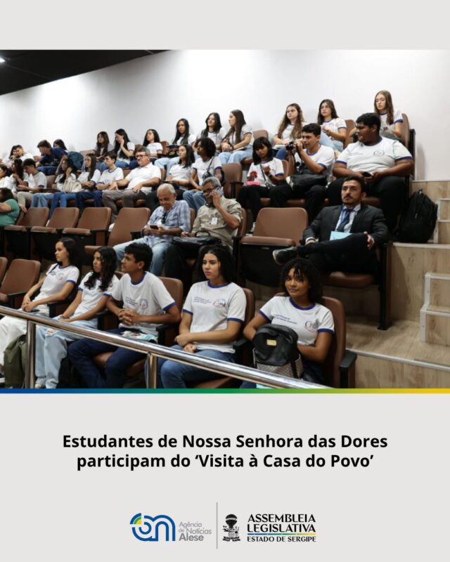 FIQUE POR DENTRO! ⬇️

Estudantes do Centro de Excelência Professor Fernando Azevedo, de Nossa Senhora das Dores, participaram do projeto Visita à Casa do Povo, desenvolvido pela Assembleia Legislativa de Sergipe (Alese), por meio da Escola do Legislativo Deputado João de Seixas Dória (Elese). A iniciativa tem por objetivo, aprimorar e promover o exercício da cidadania e o fortalecimento do Poder Legislativo.

Para essa e outras notícias acesse o link na bio ou o site www.al.se.leg.br .

Fotos: Joel Luiz 

Siga a Assembleia Legislativa nas redes sociais
Facebook: @assembleiase
Instagram: @assembleiasergipe
Twitter/X: @assembleiase

#SessãoEspecial #Elese #DeputadosEstaduais #ProjetodeLei #Parlamentar #Legislativo #AgenciaAlese #Alese #AssembleiaLegislativa #PoderLegislativo #Aracaju #sergipe

#ParaTodosVerem: a imagem trata-se jovens sentados na galeria do Plenário da Alese.